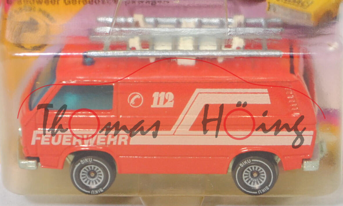 00009 VW Transporter Kastenwagen 2,0 Liter (T3, Mod. 79-82) Feuerwehr-Gerätewagen, rot, C 112 / FEUERWEHR, W-Germ, R11 glatt, SIKU, 1:60, P23 vergilbt