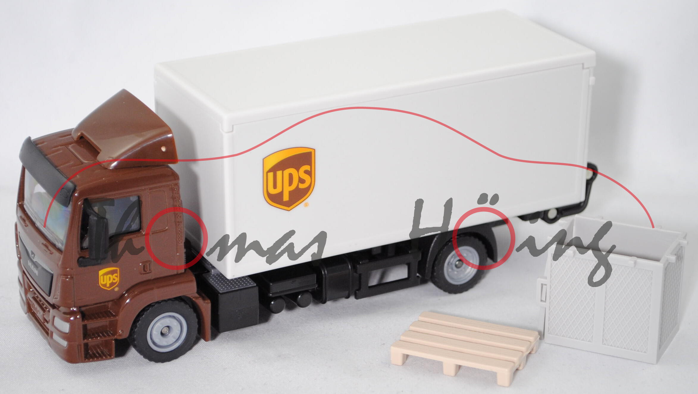 00001 MAN TGS 18.320 (Mod. 2013-2017), nußbraun, ups-Logo, Dachspoiler mit Abstützung, SIKU, L17mpK