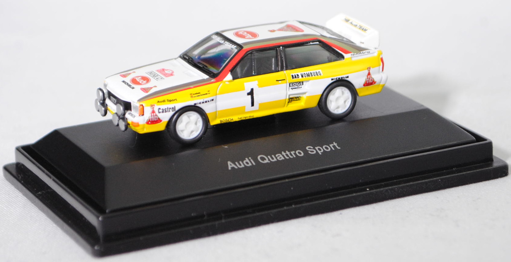 Audi quattro A2 Gruppe B (B2 / R1, Typ 85Q, Mod. 83-84), weiß, 52. Rallye Monte Carlo 1984, Nr. 1, Walter Röhrl / Christian Geistdörfer, Team: HB Audi Sport, IN-NX 47, Schuco, 1:87, PC-Box