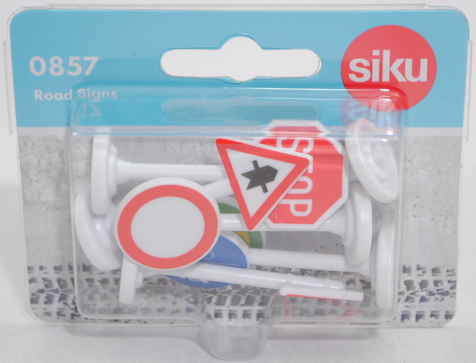 00002 6 Stück Verkehrszeichen, Inhalt: Zeichen 134 + 206 + 224 + 241 + 250 + 301, Schilder mit reinweißem Plastikfuß, SIKU SUPER, P29f