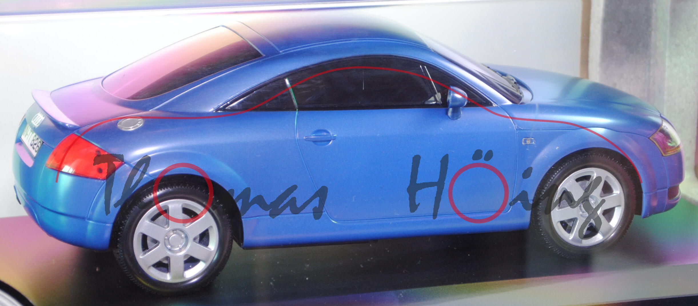 Audi TT Coupe 1.8 T Typ 8N Facelift 2000 Mod. 2000 2005 denimblau perleffekt CARSON 1 12 mb
