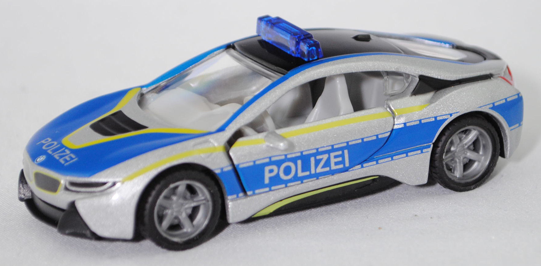 00001 BMW i8 Coupé LCI (1. Generation, I12, Facelift 2018, Modell 2018-2020) Polizei, silber, POLIZEI, Streifen in schwefelgelb/hell-signalblau, SIKU SUPER, 1:50, L17mpK