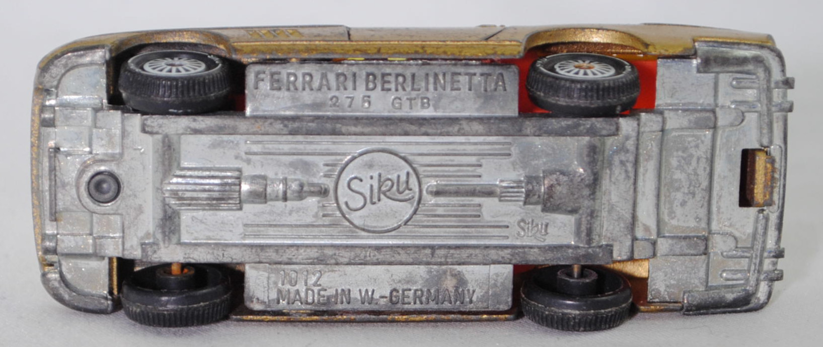 00005 Ferrari Berlinetta 275 GTB (Tipo 563, 2. Serie, Long Nose / Lange Nase, Modell 1965-1966), goldmetallic, Frontscheinwerfer integriert, Bpr. 1012, W-Germ, R11, SIKU SUPER, 1:56, vsc