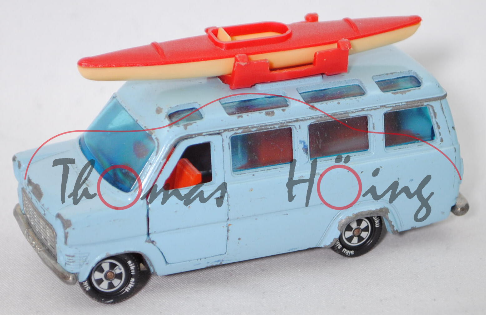 00006 Ford Transit Panorama-Bus (Mod. 71-75) Campingwagen, blau, Boot nicht original, SIKU, 1:60, m-