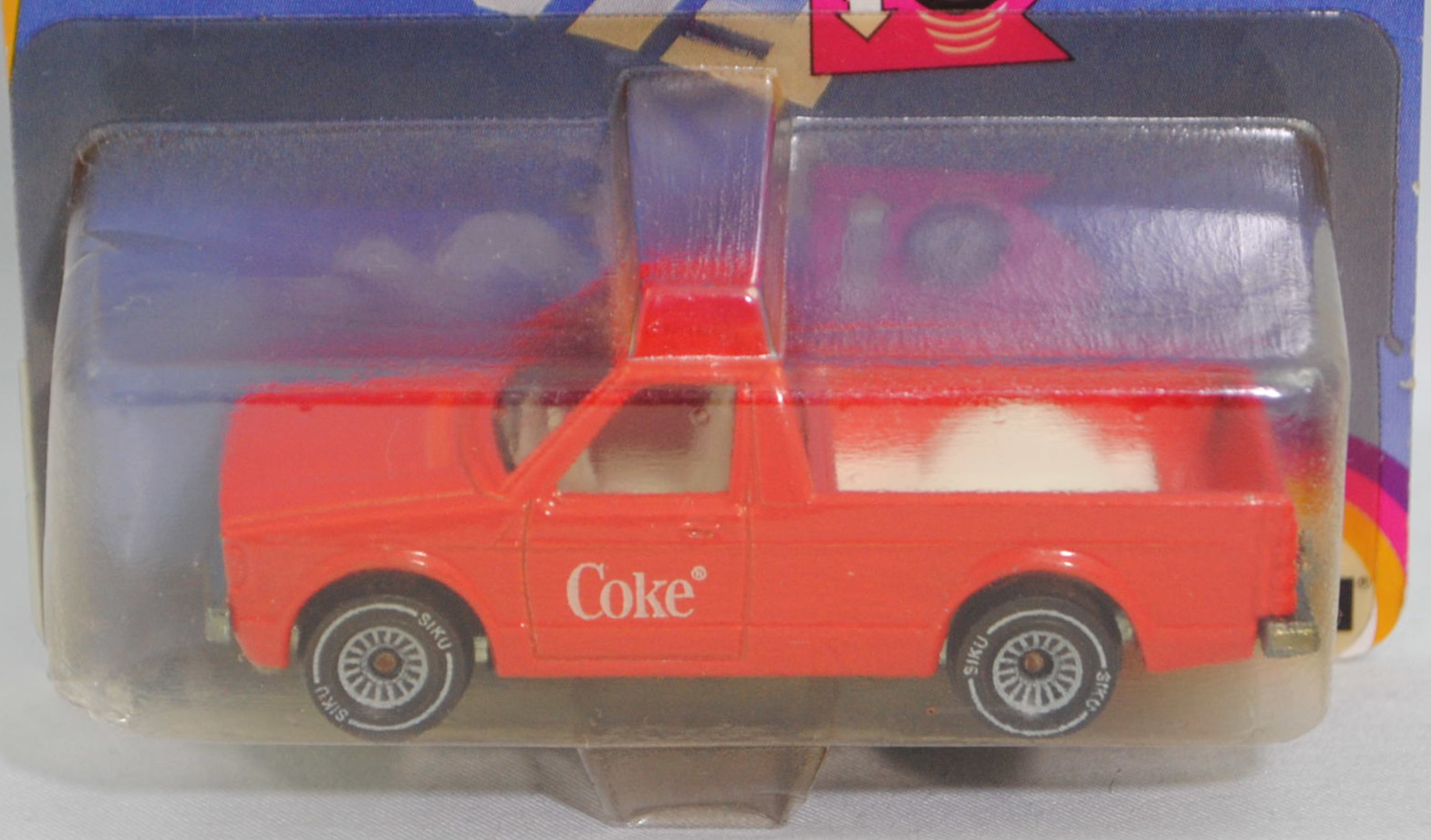 00004 VW Pickup Truck LX (vgl. VW Caddy I) (14D, Typ 147, Modell 1981-1983), verkehrsrot, Coke, ohne Druck auf der Heckklappe, Bpr. ohne CE-Zeichen, SIKU SUPER, 1:58, P21 vergilbt