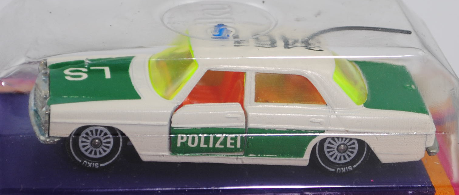 00006 Mercedes-Benz 250/8 (Baureihe W 114, Modell 1967-1972) Peterwagen, cremeweiß/minzgrün, innen r