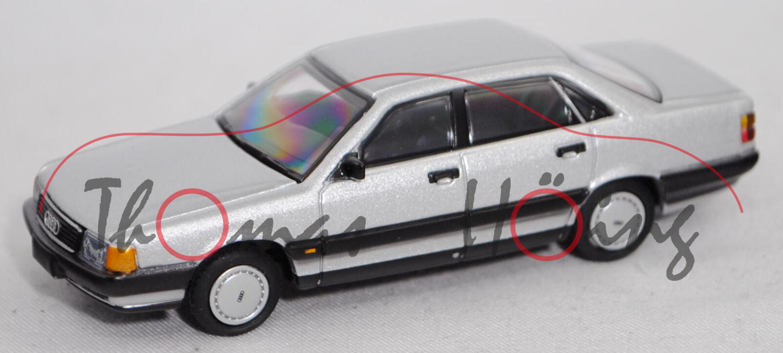 Audi 100 (3. Gen., C3, Typ 44, Facelift 1988, Modell 1988-1991), kristallsilber, XCARTOYS, 1:64, mb