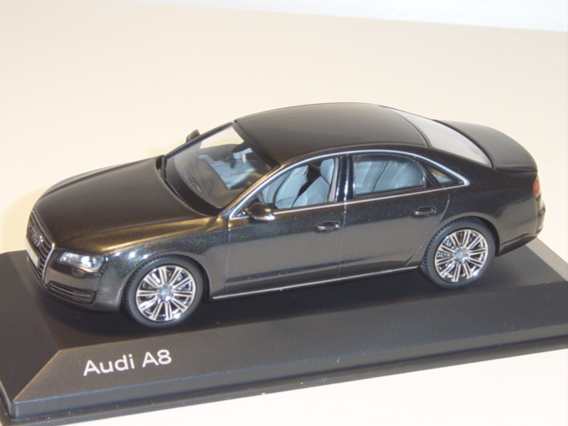 Audi A8 (D4, Typ 4H, Modell 2010-2013), oolonggrau, Kyosho, 1:43, Werbeschachtel