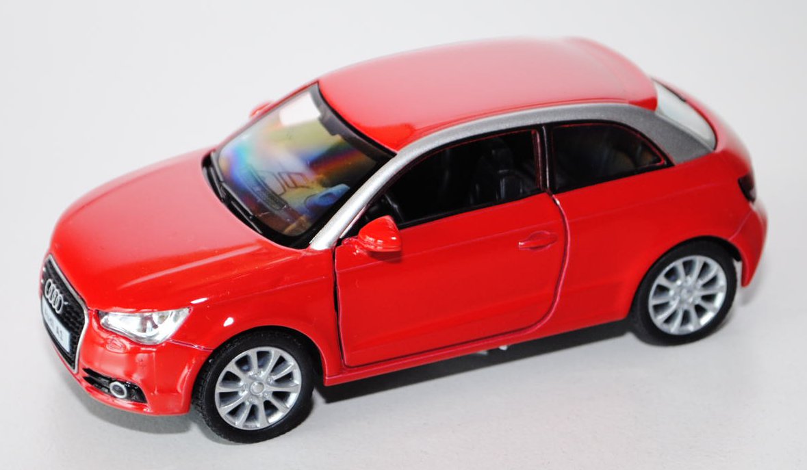 Audi A1, Modell 2010-, verkehrsrot, Kinsmart, 1:32