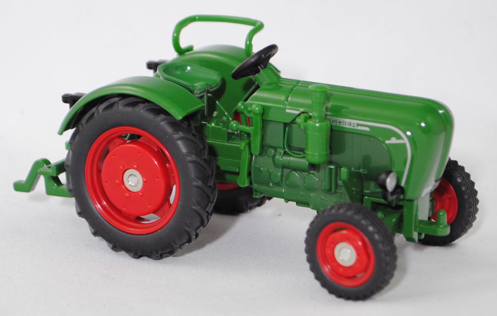 00401 Allgaier Diesel-Ackerschlepper A 133 System Porsche (Modell 1952-1955), smaragdgrün, Felgen signalrot, SIKU FARMER CLASSIC 1:32, L17mpK (Limited Edition)