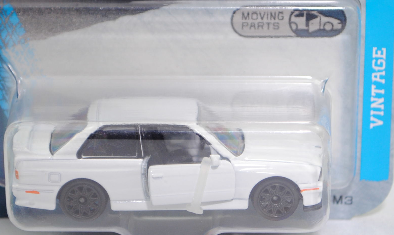 BMW M3 (E30, Modell 1986-1989) (Nr. 257F), reinweiß (vgl. alpinweiß uni, Farbcode 146), innen schwarz, majorette, 1:61, Blister (VINTAGE PREMIUM CARS)