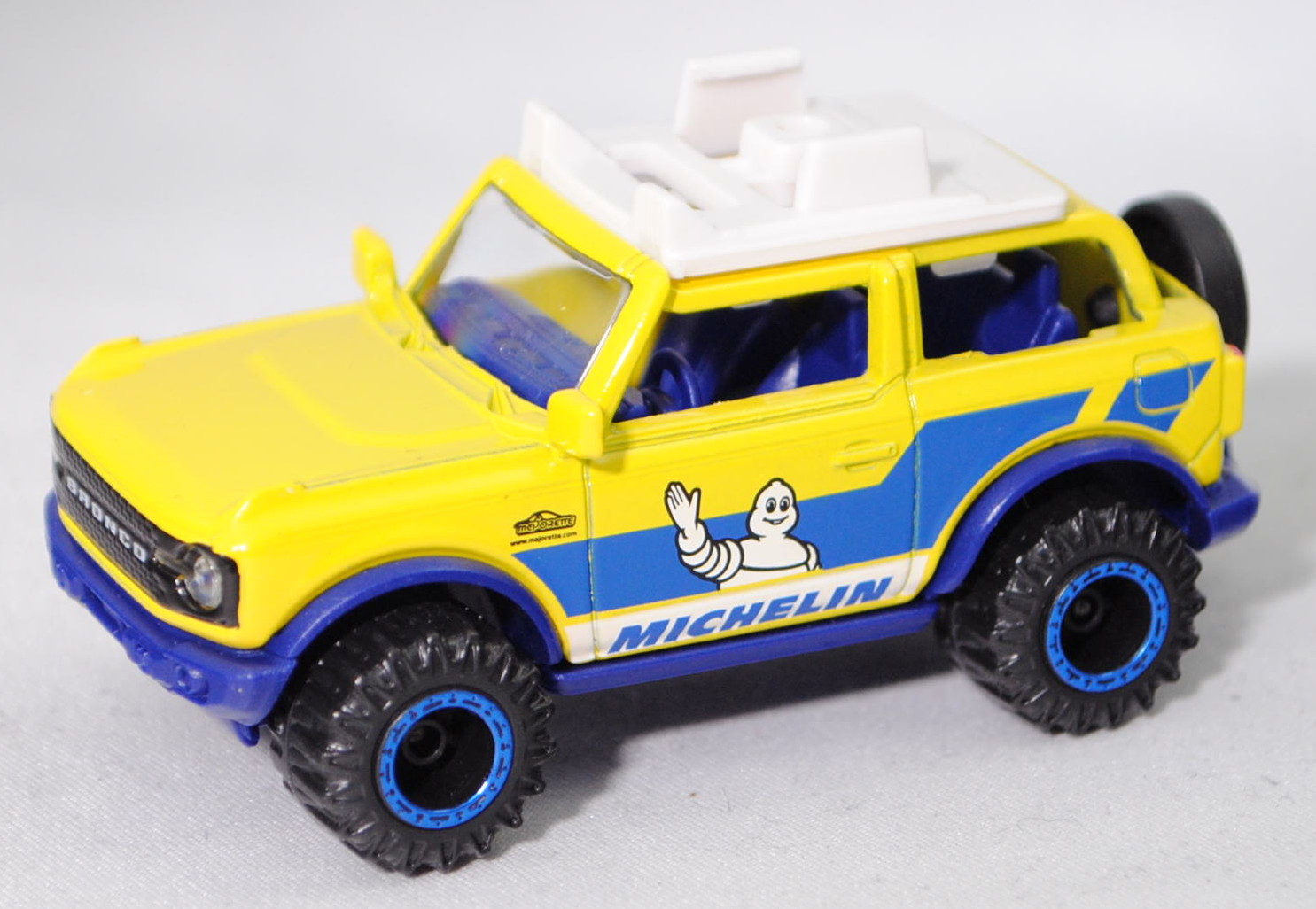 Ford Bronco WILDTRAK (Modell 2021-) MICHELIN / OFFROAD, zinkgelb, majorette, 1:62, COOL, mb