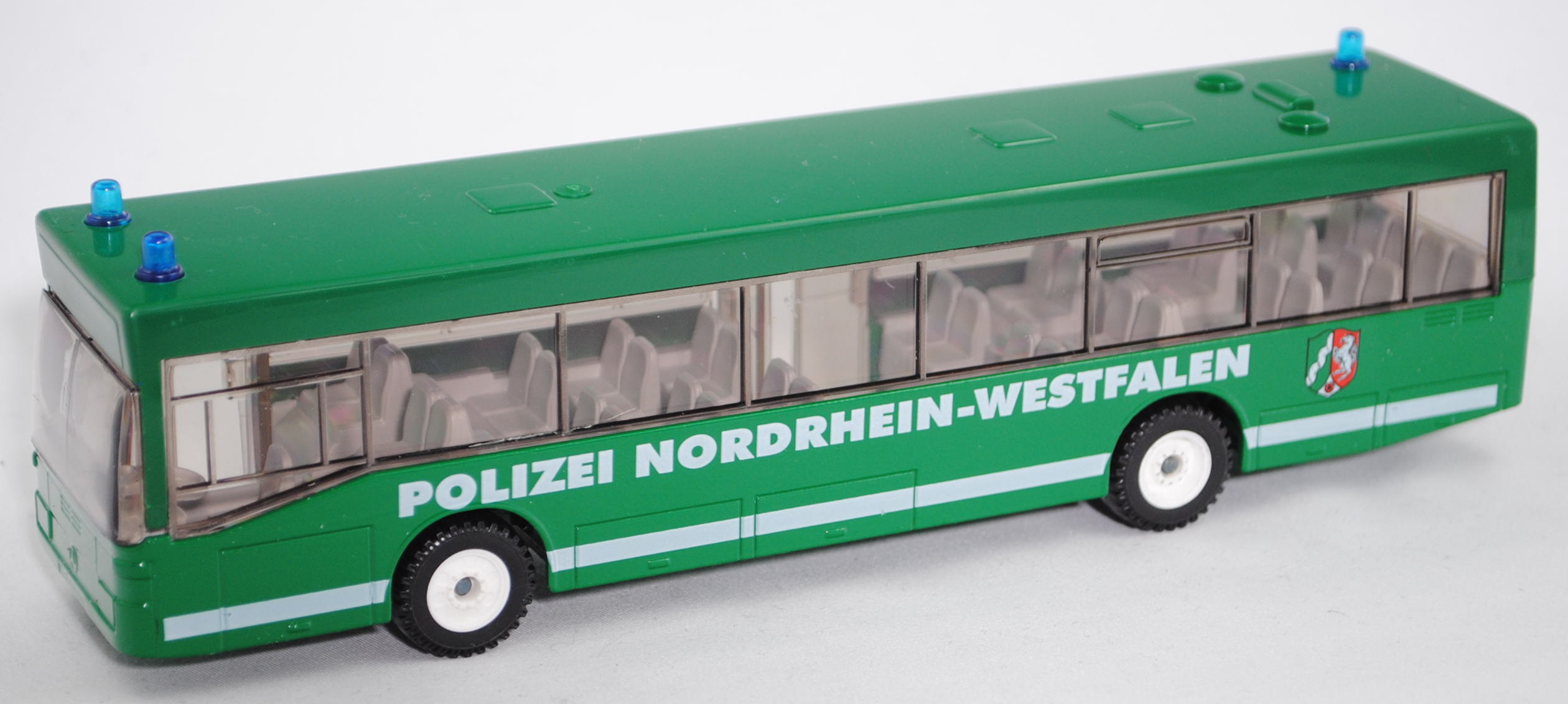 00002 Mercedes-Benz O 405 N Polizei-Info-Bus, grün, ohne Druck auf der Dachoberkante, NRW, L15