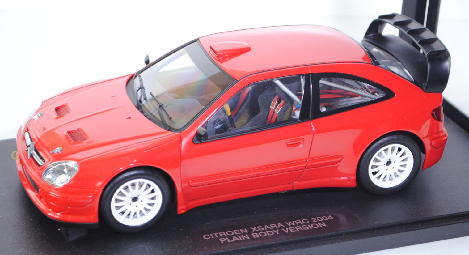 Citroen Xsara WRC 2004 Plain Body Version (dreitüriges Schrägheck, Coupé), Modell 1998-2004, feuerro