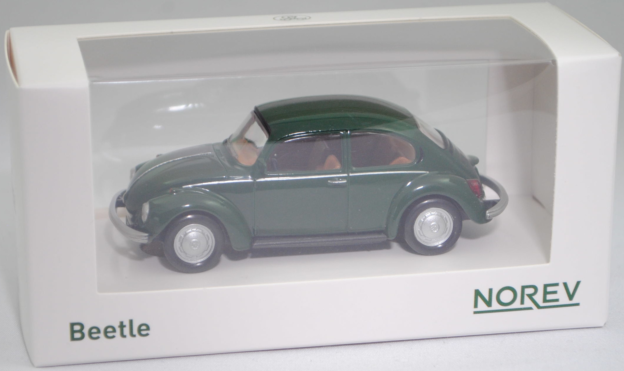 VW Käfer / Coccinelle 1303 Limousine (1. Generation, Typ 11 Modell 111, Modell 1972-1974, Baujahr 1973), moosgrün, innen hell-braunbeige, Norev Jet-car, 1:43, mb