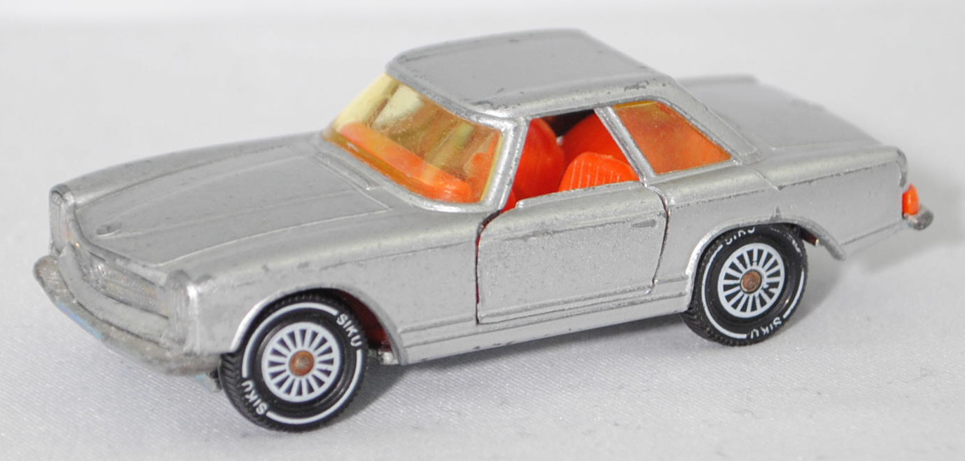 00006 Mercedes-Benz 280 SL (W 113, Pagode, Modell 1968-1971) mit Hardtop (Coupédach), silber, Bpr. V 302 / 1017, W-Germ, Verglasung gelb, R11 gerillt, SIKU SUPER, 1:60, vsc
