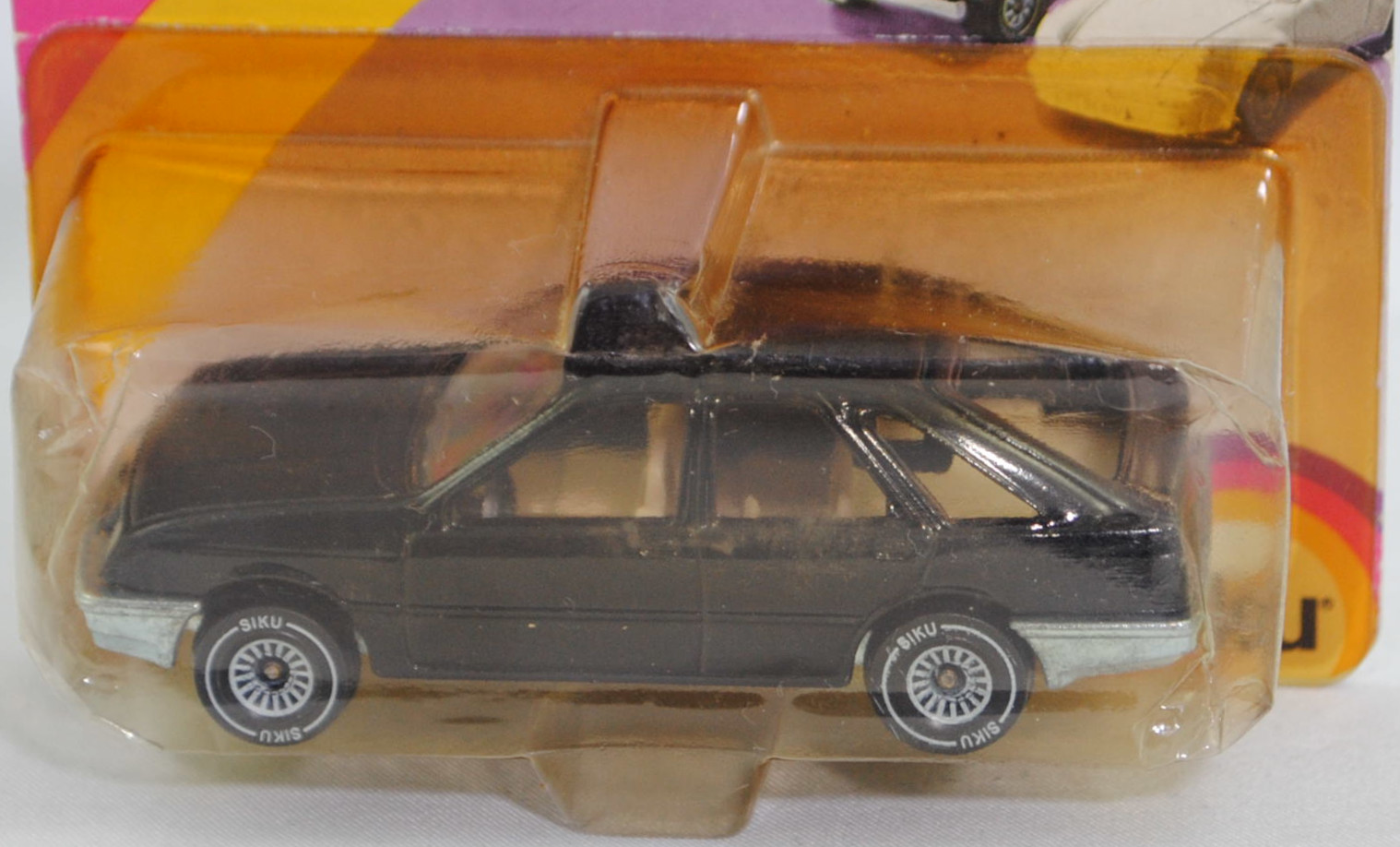 00003 Ford Sierra 2.3 Ghia (1. Generation, Typ Sierra '82 oder Mk1, GBC, Vorfacelift, Modell 1982-1984), schwarz, innen hell-beige, mit CE-Zeichen, SIKU SUPER, 1:55, P23 vergilbt