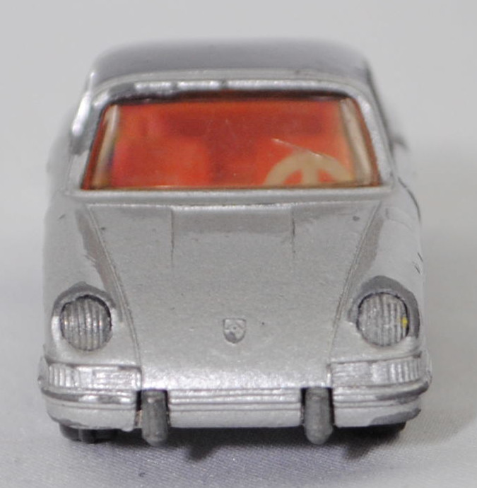 00009 Porsche 911 E Targa (Modell 1968-1969), silbergraumetallic, innen rotorange, Lenkrad cremeweiß, W-Germ, Verglasung rauch, R11 glatt, SIKU SUPER, 1:60, vsc