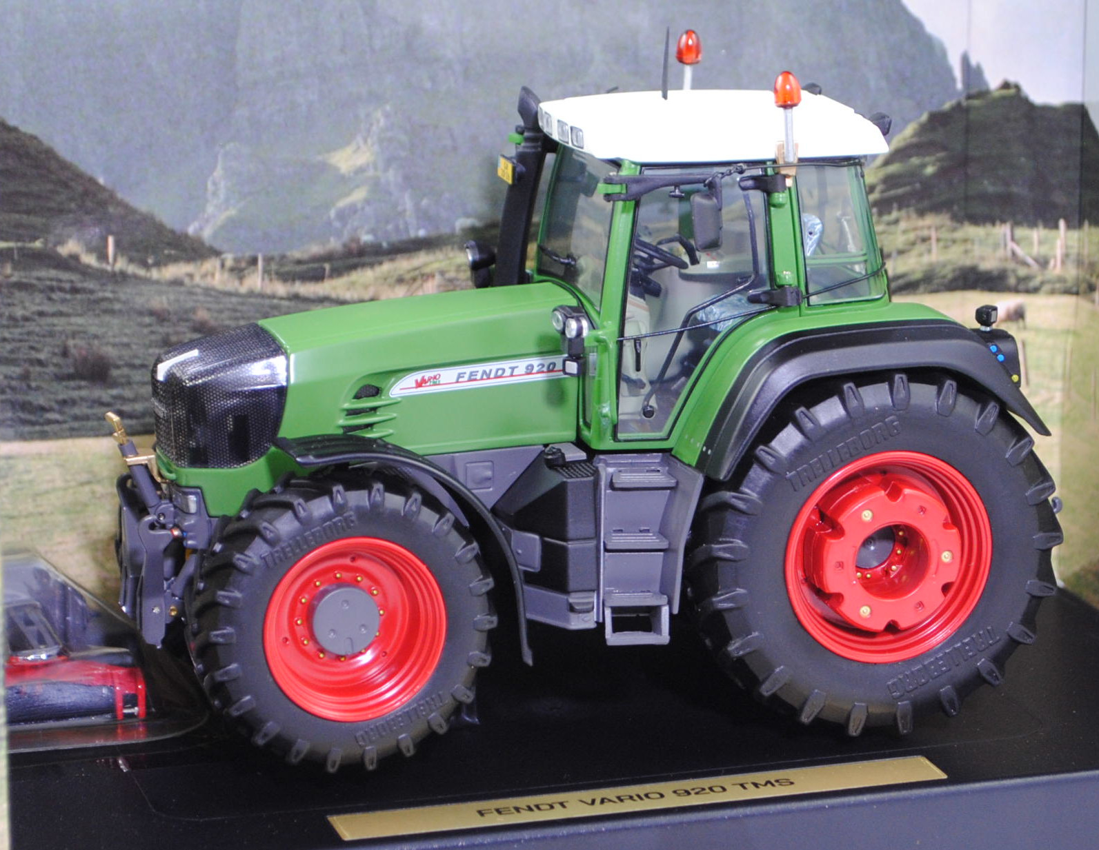 Fendt Vario 920 TMS (Ausführung 2002-2006), hell-grasgrün, NL-Nummernschild GV-20-26, weise-toys by HOLLAND OTO, 1:32, mb (Limited Edition 1000 pcs.)