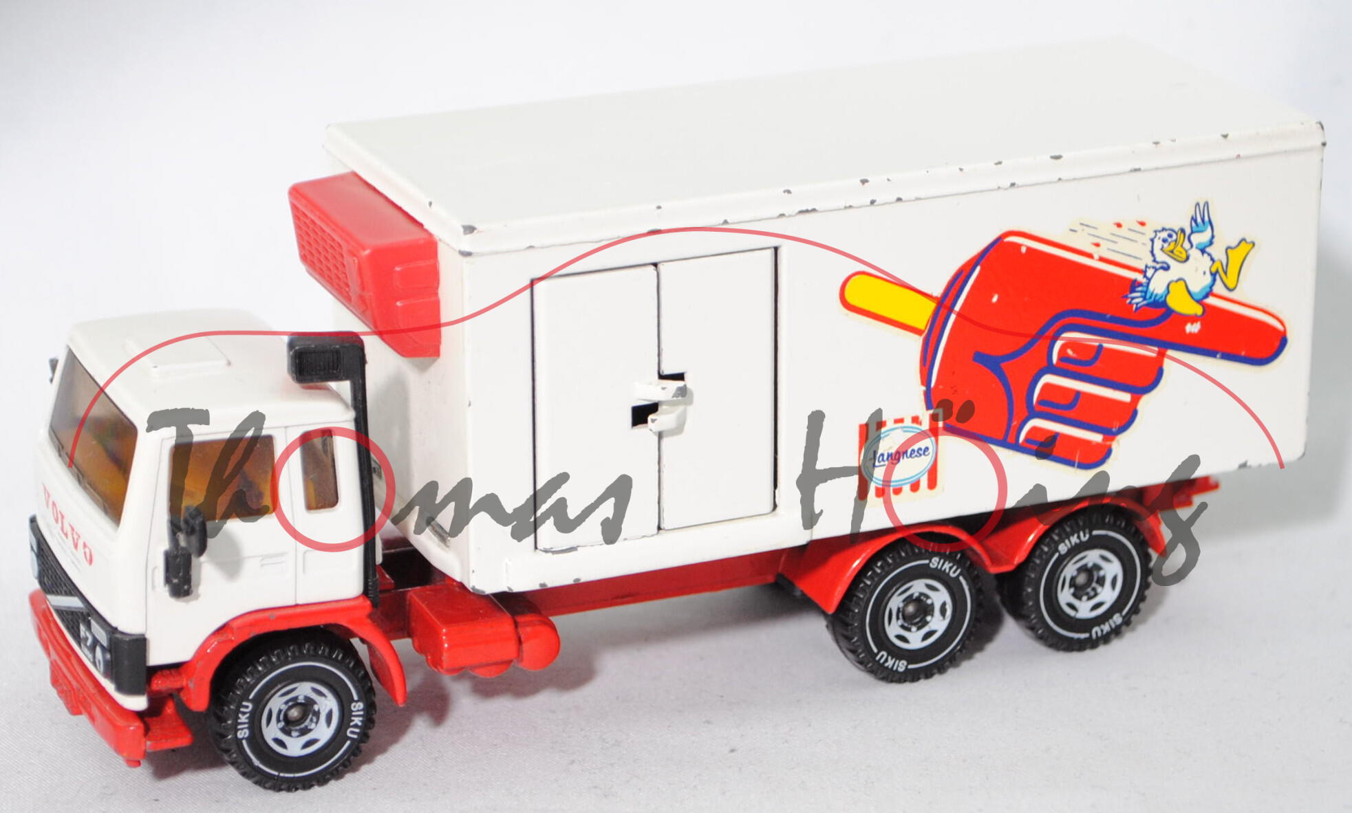 00005 Volvo F7 TURBO (Modell 84-85) Kühlkoffer, weiß/rot, Langnese / Flutschfinger, SIKU, 1:55, vsc