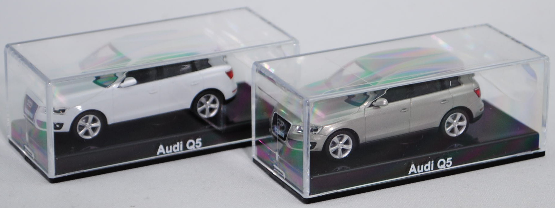 Audi Q5 (Typ 8R, Modell 2008-2012), ibisweiß und cuvéesilber metallic, Herpa, 1:87, Pressebox (Audi 