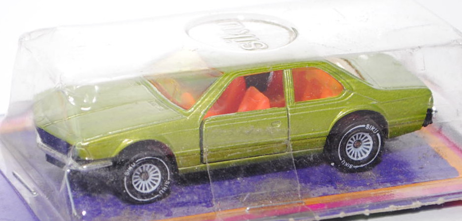 00001 BMW 633 CSi (Typ E24, Modell 1975-1979), gelbgrünmetallic, innen rotorange, Lenkrad rotorange,