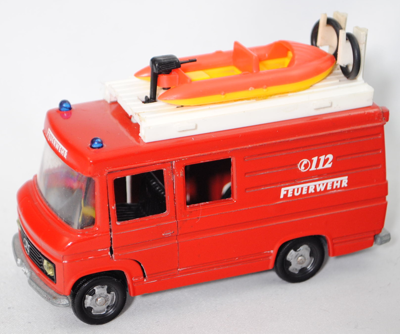 000000 Mercedes-Benz L 406 D (Mod. 68-74) Wasserrettung, rot, C 112 / FEUERWEHR, SIKU, 1:60, Umbau