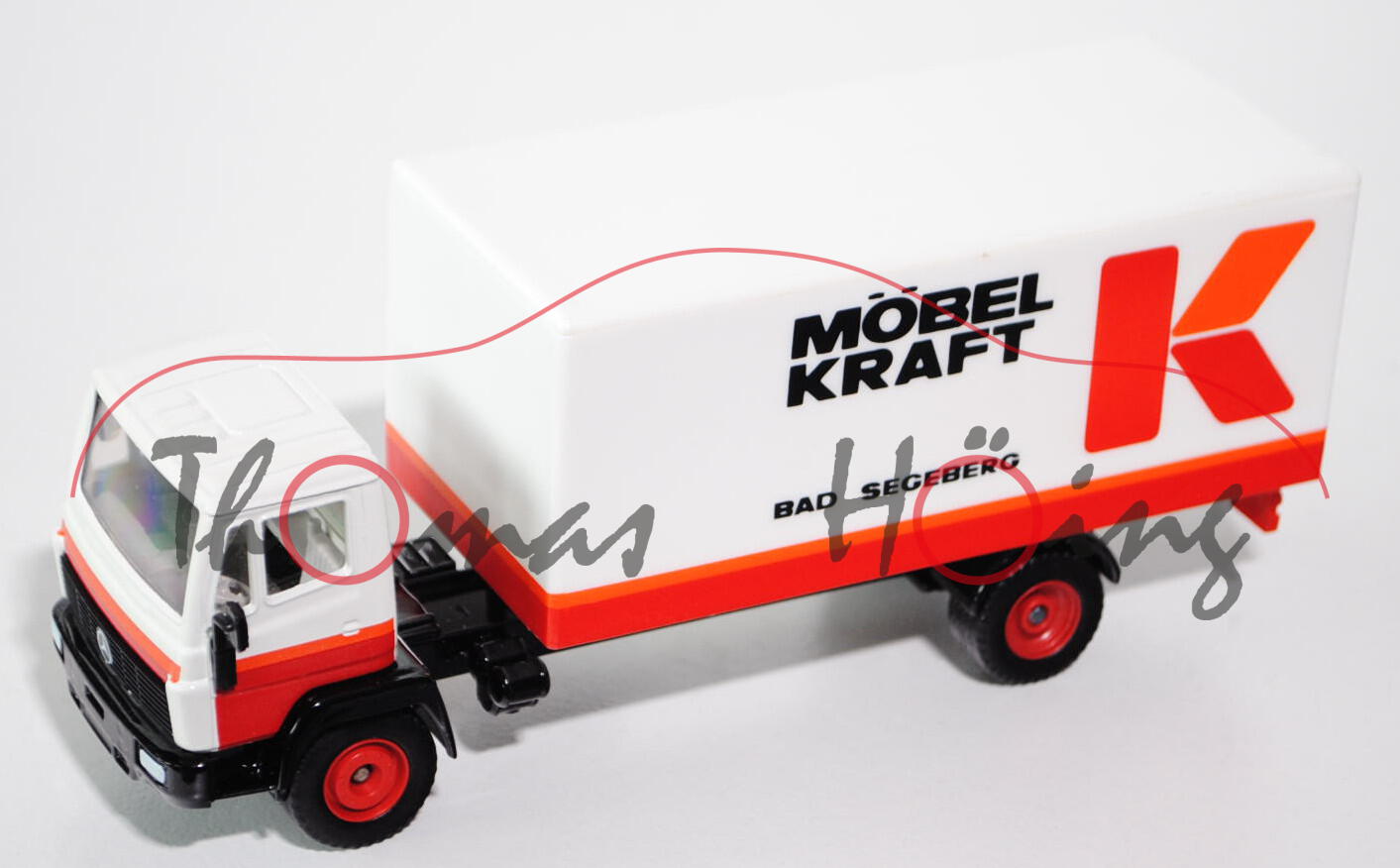 Mercedes LN-2 Koffer LKW, cremeweiß/schwarz, MÖBEL / KRAFT / BAD SEGEBERG, LKW16, ohne Nummernschild