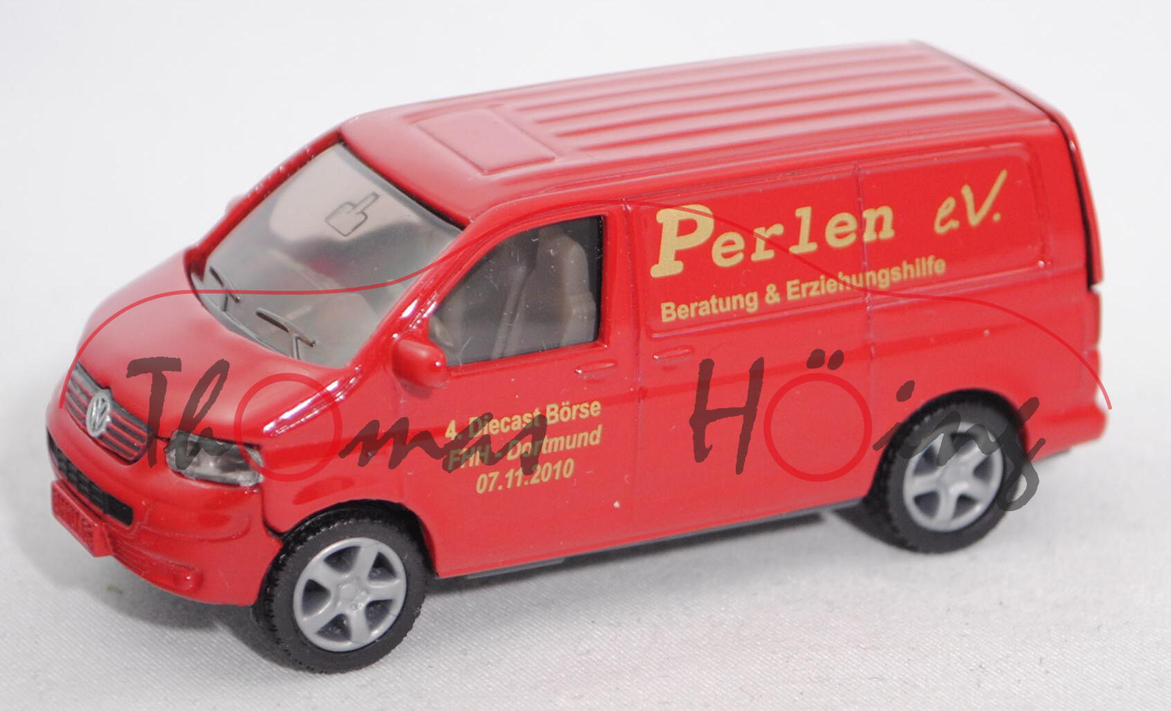 00420 VW T5 Transporter (Typ 7H, Mod. 2003-2009), rot, Perlen e.V. / Beratung & Erziehungshilfe, mb