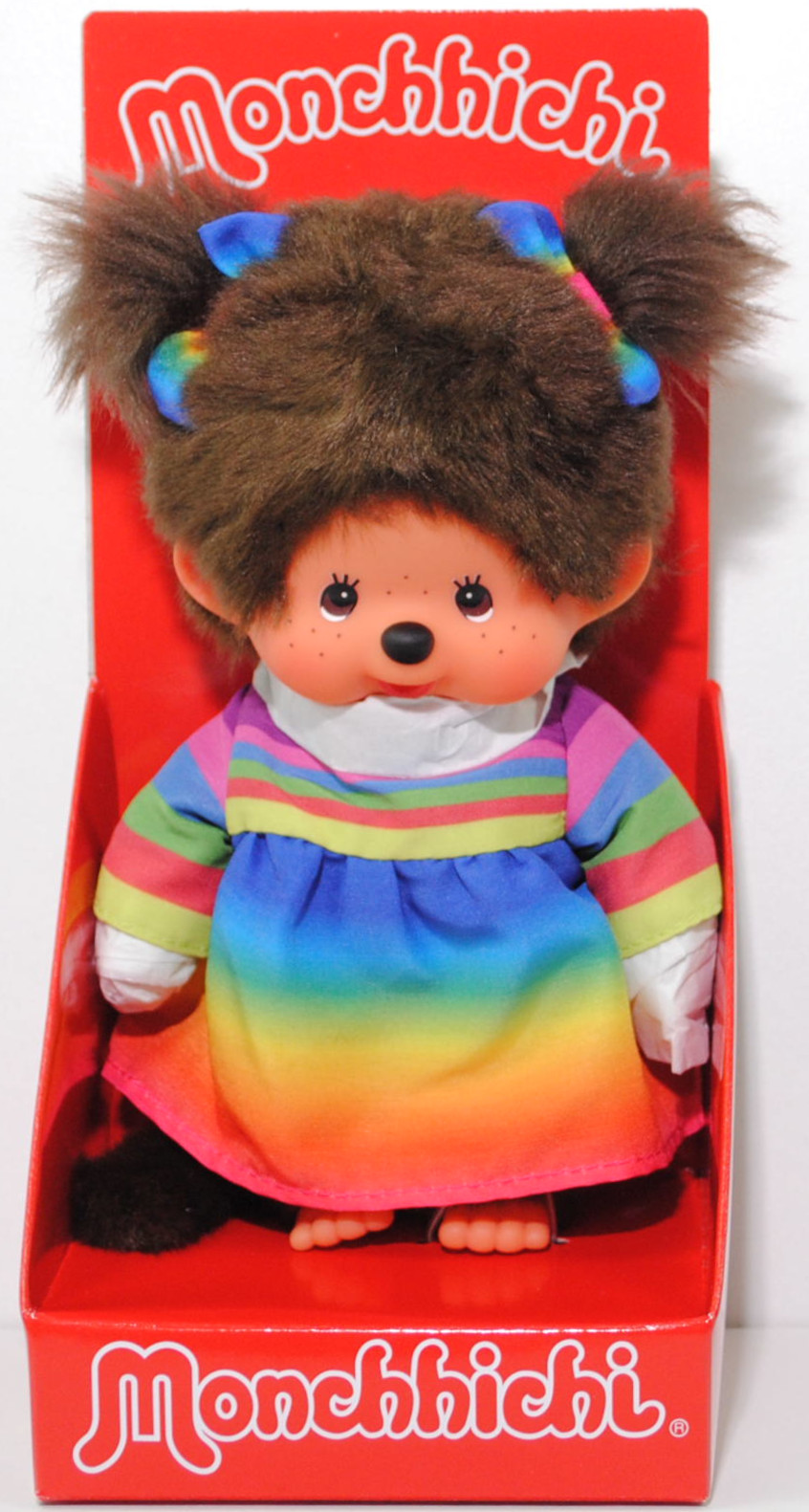 Monchhichi Rainbow Dress Girl (Mädchen mit Regenbogenkleid), 20 cm groß, Sekiguchi (EAN 4905610204090)