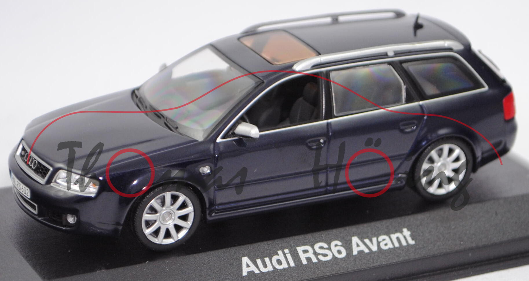 Audi RS 6 Avant (1. Gen. RS6, C5, Typ 4B, Modell 2002-2004), mugelloblau, Minichamps, 1:43, Werbebox