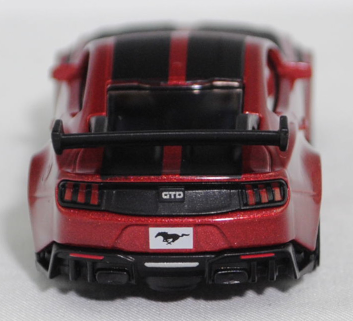 00000 Ford Mustang GTD (7. Generation, S650, Straßenversion des FIA-Gruppe-GT3-Rennwagens, Modell 2025-), hell-purpurrotmetallic, B55 silbergrau, SIKU SUPER, 1:62, P29f