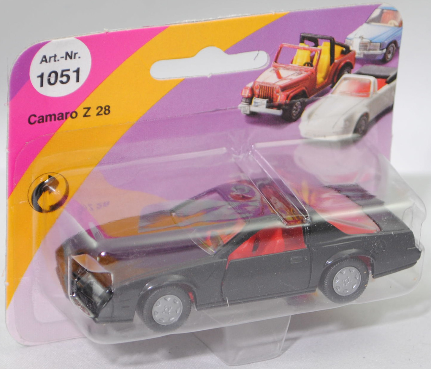 00005 Chevrolet Camaro Berlinetta 5.0L V8 (3. Generation, Vorfacelift, Modell 1982-1984), schwarz, Bpr. CAMARO Z 28, Hong, Chassis silber, mit CE-Zeichen, B6, SIKU SUPER, 1:59, P23