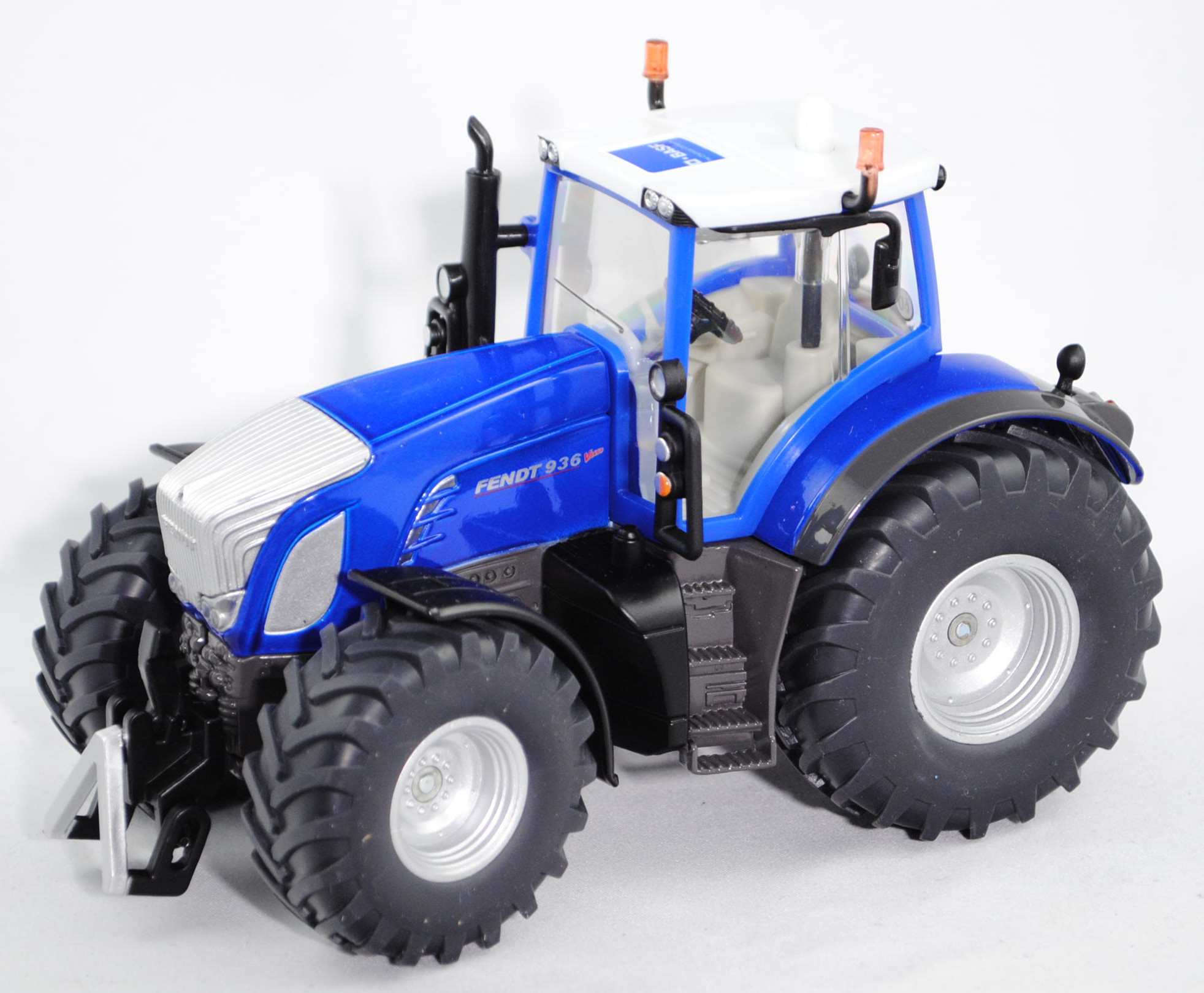 00408 Fendt 936 Vario Traktor (Mod. 2006-2010), hell-ultramarinblau/weißaluminiummetallic/hell-umbra