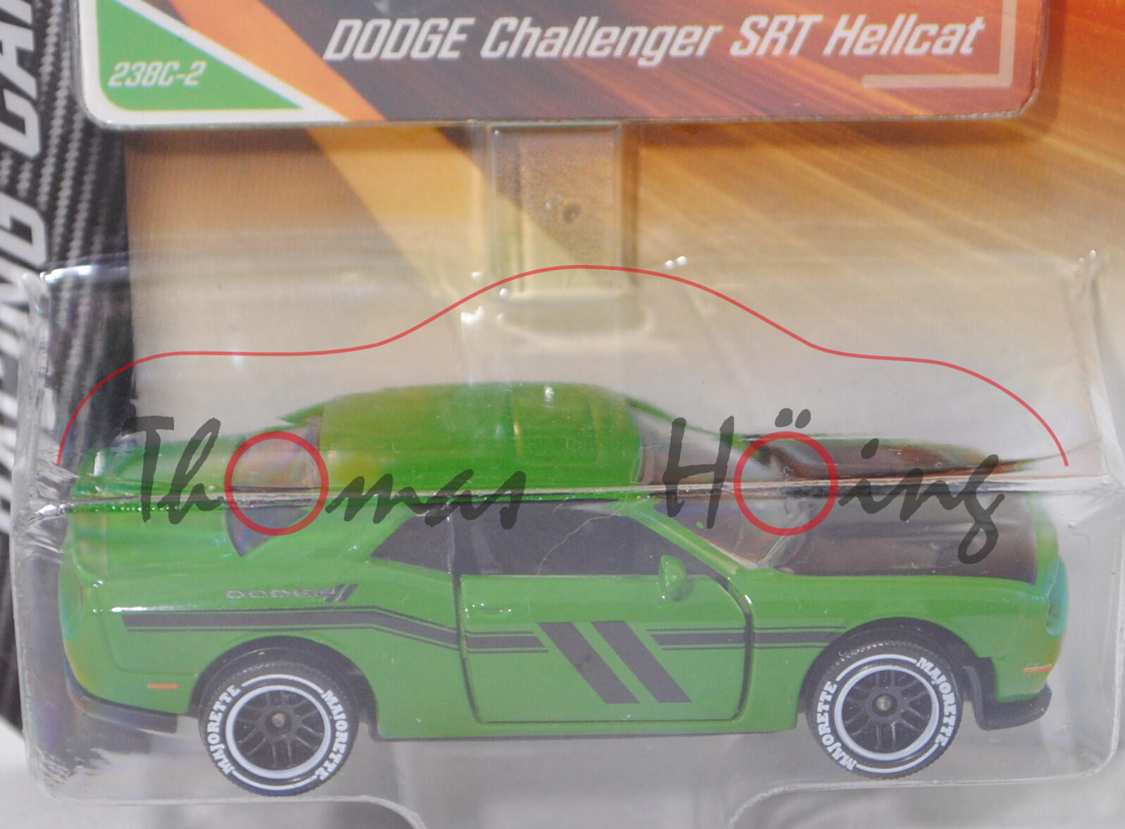 Dodge Challenger SRT Hellcat (Mod. 2014-), grasgrün/schwarz, 6-Doppelspeichen-Felge schwarz/weiß