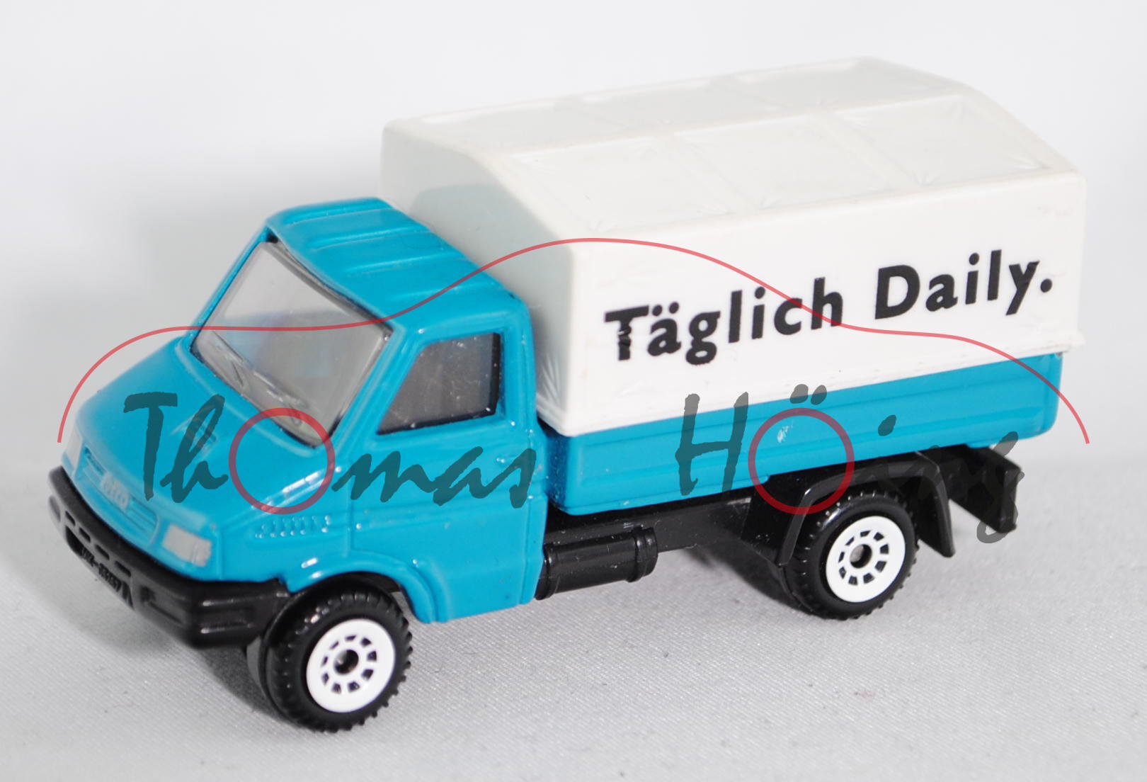 00403 Iveco Daily II (Modell 1990-1996) Kleinlastwagen, hell-wasserblau, innen schwarz, Lenkrad inte