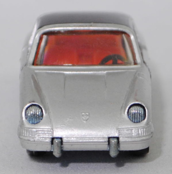 00008 Porsche 911 E Targa (F-Modell bzw. Urmodell, B-Serie, Modell 1968-1969), silber, Lenkrad schwarz, Dach schwarz, Bpr. V234 und 1010, W-Germ, Verglasung rauch, R11 glatt, SIKU, 1:60, m