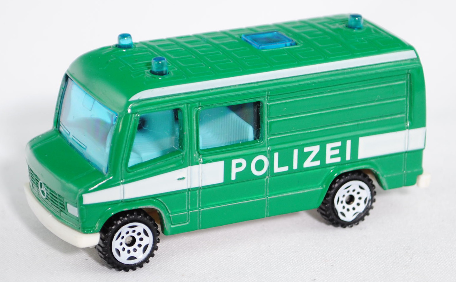 00001 Mercedes-Benz 809 D (Typ T 2 neu, Baumuster: 670, Modell 1986-1996) Polizeibus, minzgrün, inn