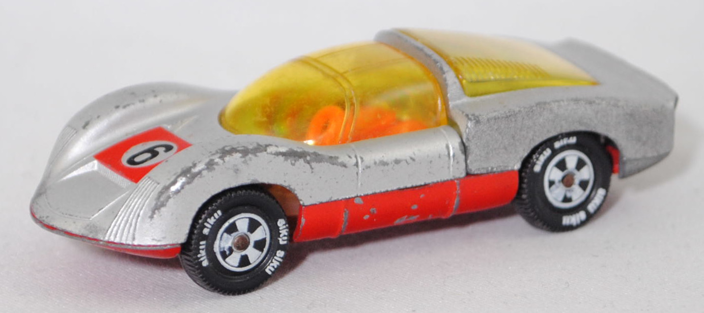 00003 Porsche 906 Carrera 6 (Typ Standard Coupé, Modell 1966-1966), silbergraumetallic/verkehrsrot, Startnummer 6, Bpr. V 285, Germ, Verglasung gelb, R10 weiß, SIKU SUPER, 1:59, vsc