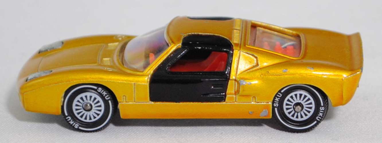 00006 Ford GT40 (Mk I bzw. Mark 1, Modell 1965-1967), Karosserie hell-honiggelbmetallic, Türen schwarz, Bpr. V 296 / W-Germ, Verglasung klar, R11, SIKU SUPER, 1:57, m-
