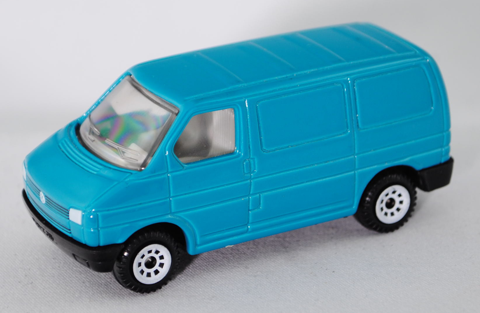 00000 VW T4 Transporter Kastenwagen (Modell 1990-1995), türkisblau, innen lichtgrau, Lenkrad integri