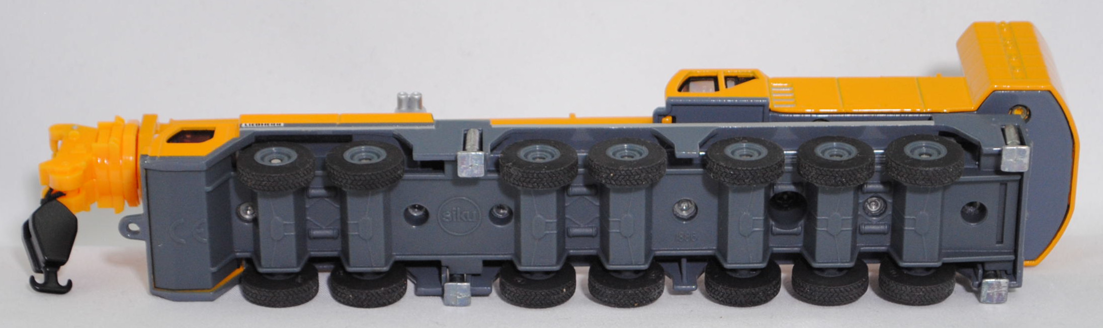 00000 LIEBHERR LTM 1400-7.1 Mobilkran (1. Generation, Modell 2005-2022), chromgelb/blaugrau, LIEBHERR, Bpr. ohne Adresse, ohne Chargennummer, SIKU SUPER, 1:87, L17mpK