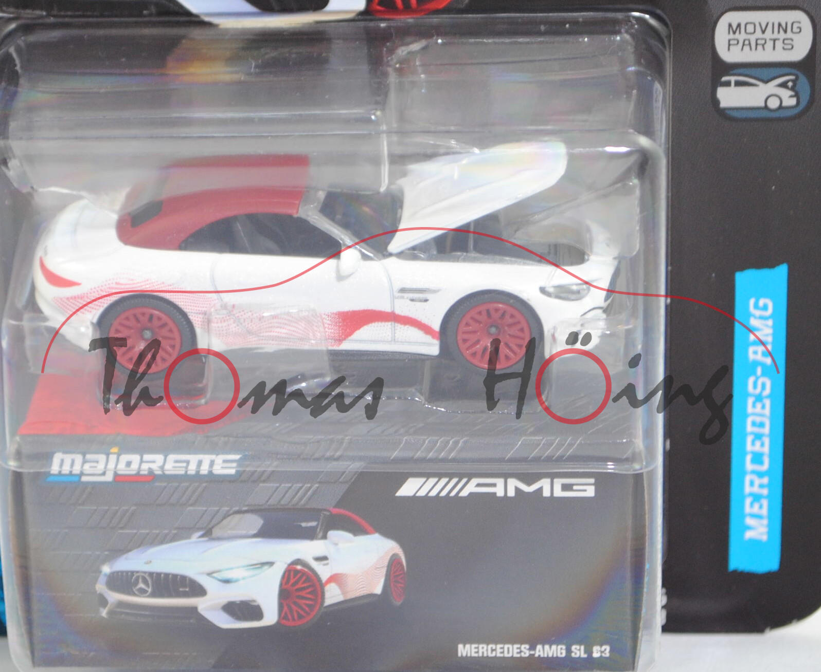 Mercedes-AMG SL 63 4MATIC+ Premium (R 232, Modell 2022-) (Nr. 232L), reinweißmetallic, Stoffverdeck purpurrot, majorette, 1:60, Blister (MERCEDES-AMG DELUXE CARS)