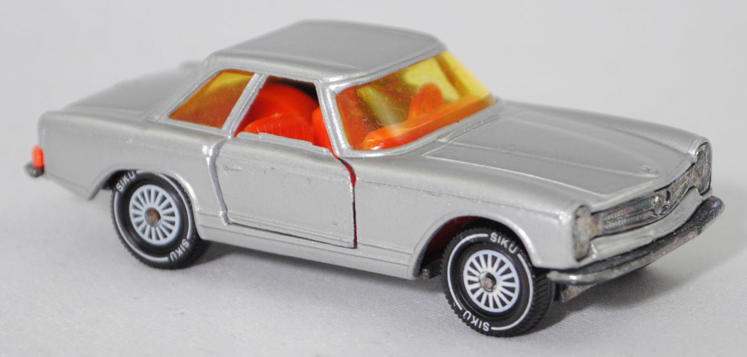 00006 Mercedes-Benz 280 SL (W 113, Pagode, Modell 1968-1971) mit Hardtop (Coupédach), silber, Bpr. V 302 / 1017, W-Germ, Verglasung gelb, R11 gerillt, SIKU SUPER, 1:60, P12h mit ®