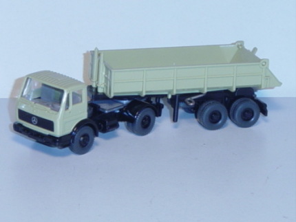 Mercedes Hinterkipper Sattelzug, grünbeige/schwarz, Wiking, 1:87, mb