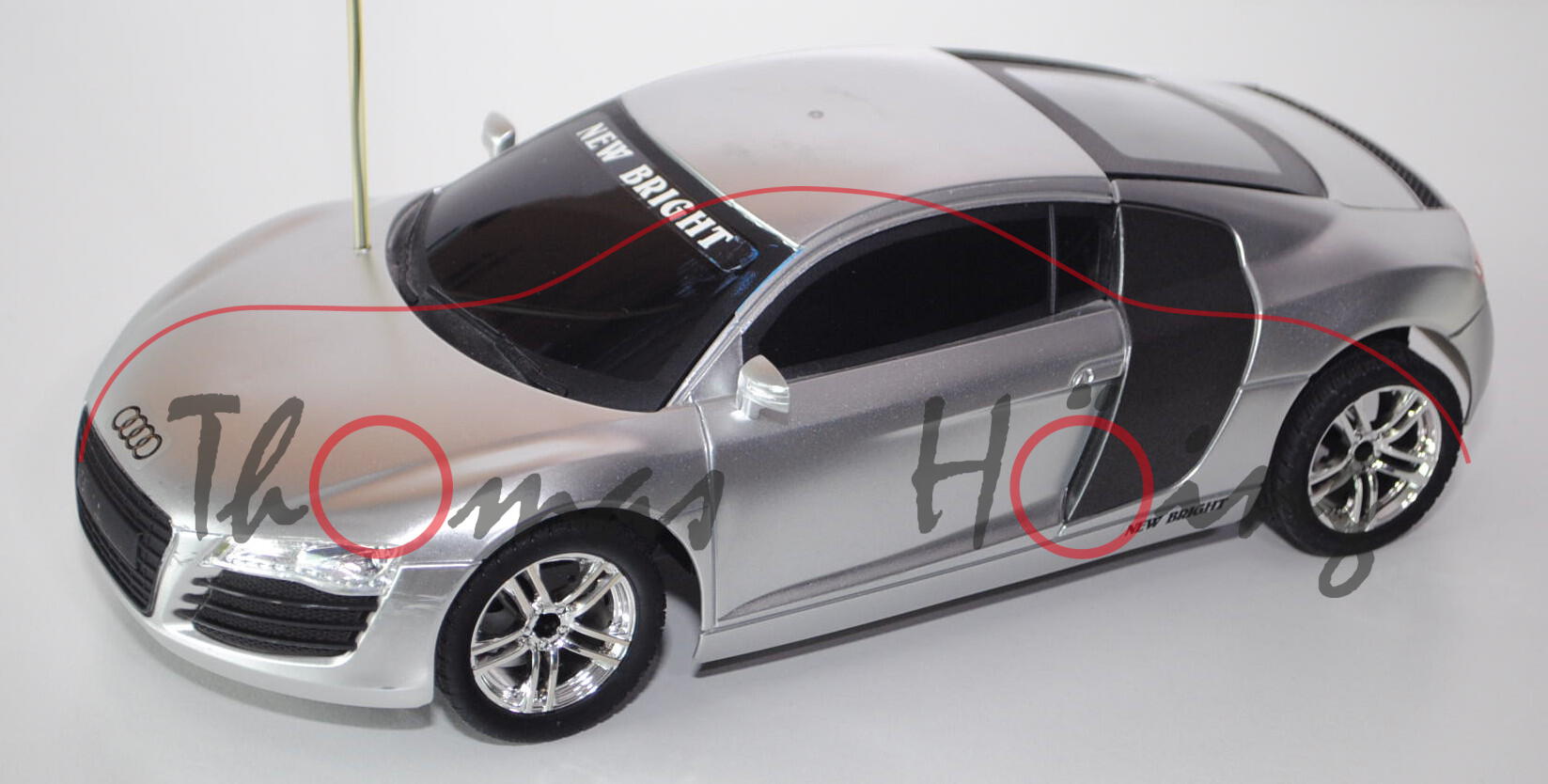 Audi R8 4.2 FSI, Modell 2007-, silber, NEW BRIGHT, ca. 1:12, 27 MHz, Rückwärtsgang ohne Funktion