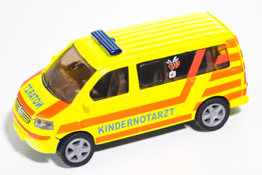 00000 VW T5 Caravelle Kinder-Notarztwagen, Modell 2003-2009, leuchtgelb, KINDERNOTARZT, mit tagesleu