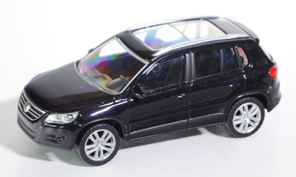 VW Tiguan 2.0 TDI, schwarz, 1:50, Norev, Werbeschachtel