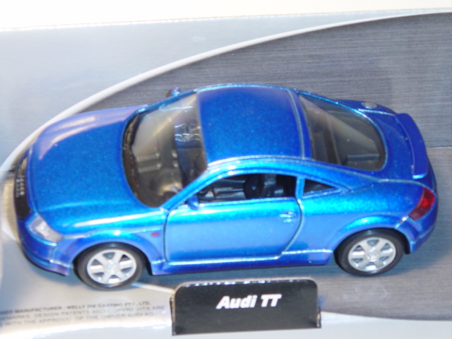 Audi TT Coupe, Mj. 2000, dunkelblaumetallic, mit Heckspoiler, Welly, 1:36, mb