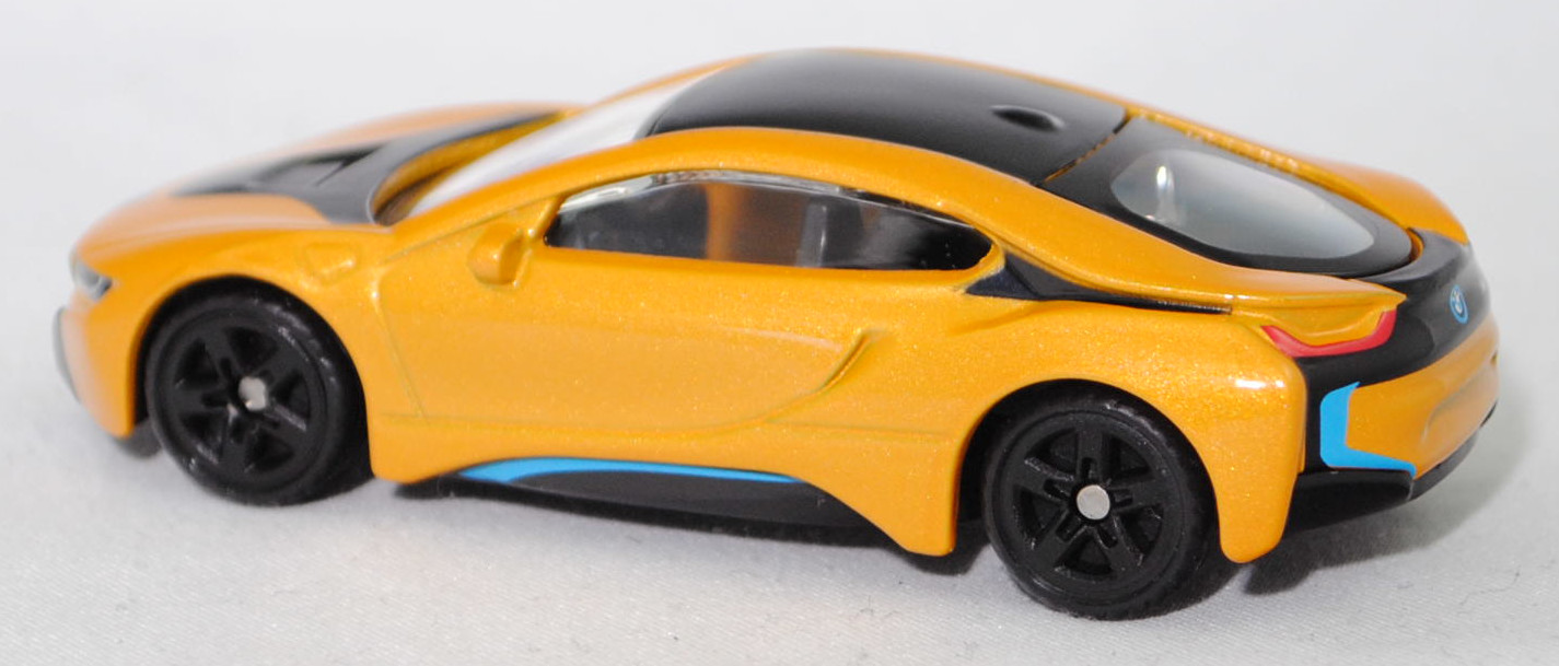 00000 BMW i8 Coupé (1. Generation, Typ I12, Vorfacelift (bei BMW Vor-LCI genannt), Modell 2014-2018), hell-maisgelbmetallic/schwarz, SIKU SUPER, 1:59, P29f